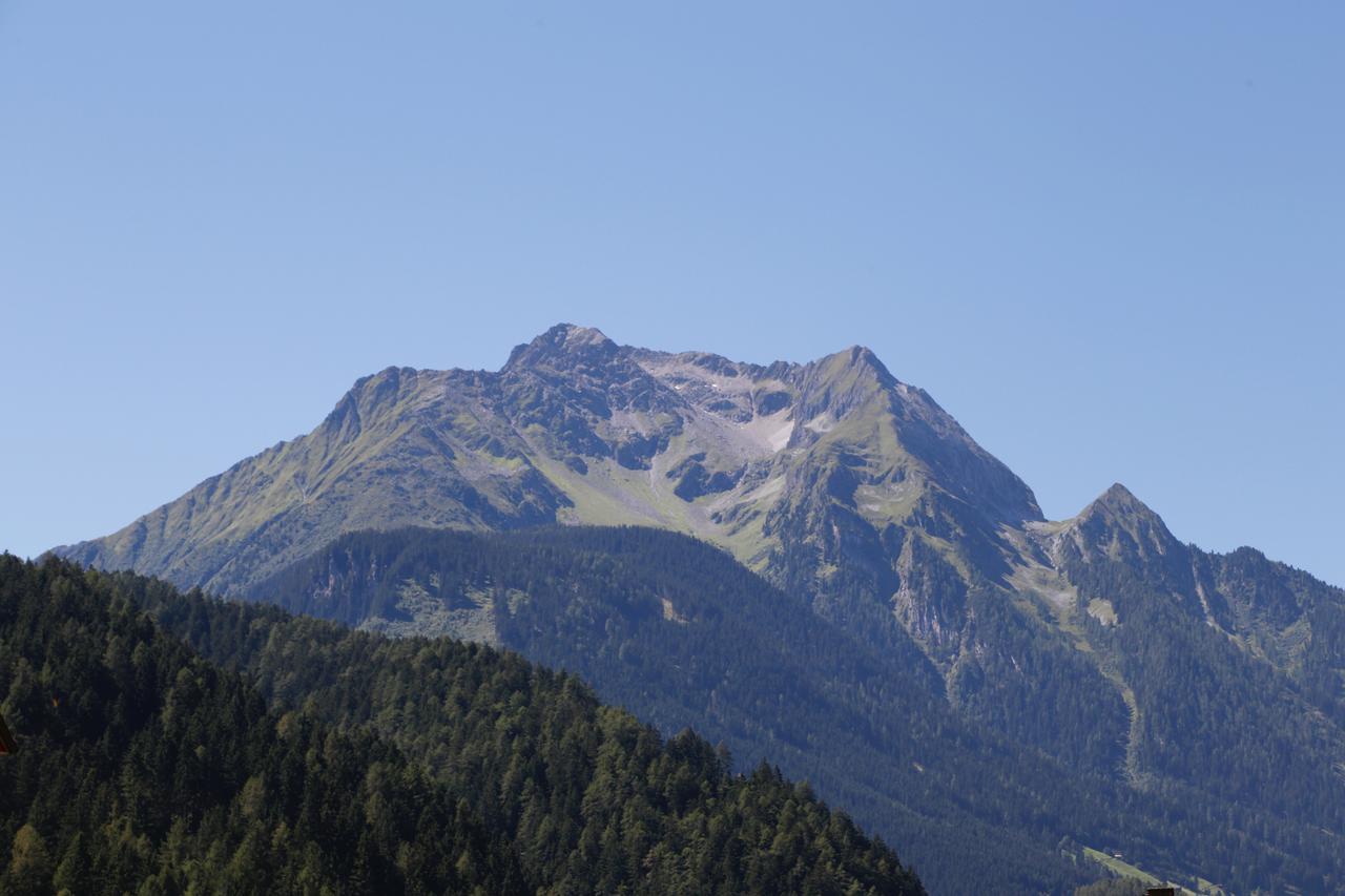 Hotel & Suites Glueck Auf Mayrhofen Exterior photo